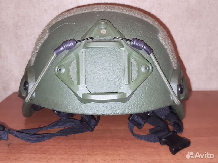 Бронежилет бр5 и каска