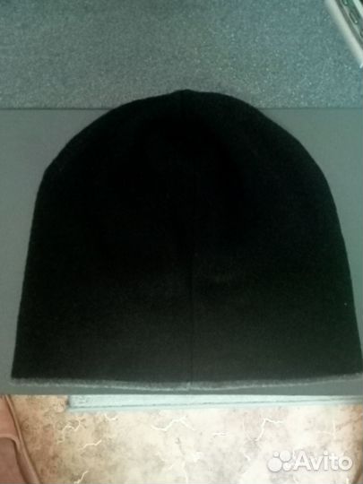 Новые женские шапка и берет