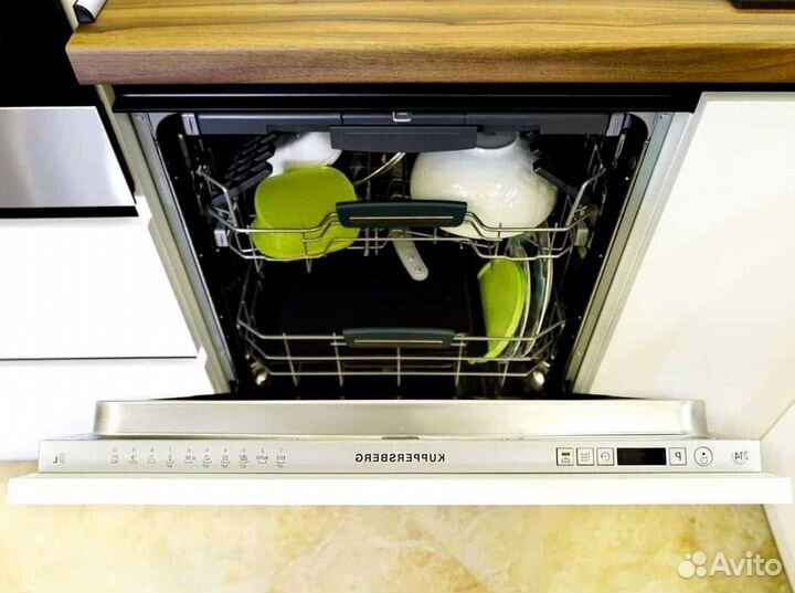 Кухонный гарнитур угловой в потолок