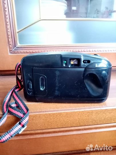 Пленочный фотоаппарат