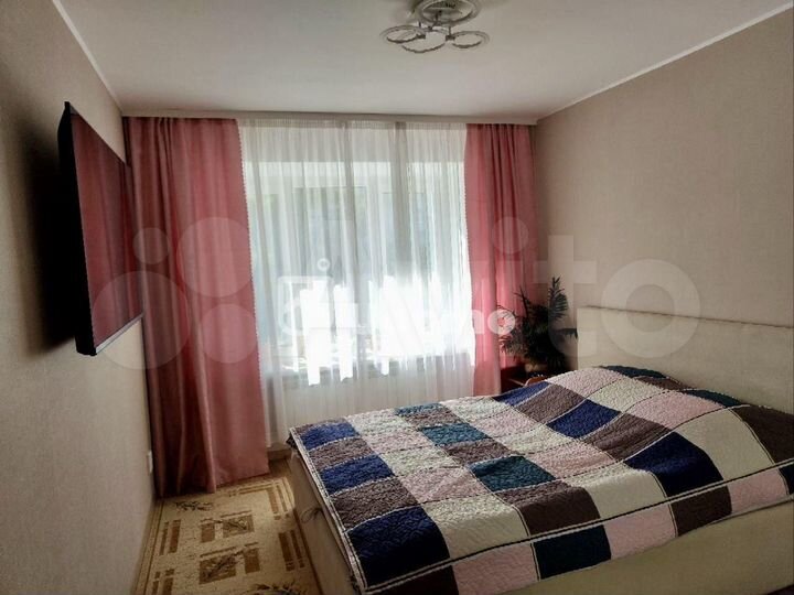 3-к. квартира, 70 м², 3/14 эт.