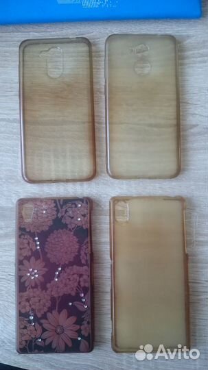 Чехлы на телефон