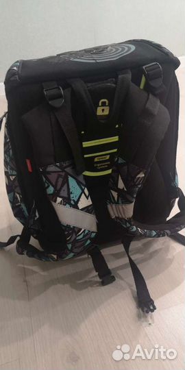 Рюкзак школьный