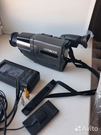 Видеокамера hitachi аналогвая