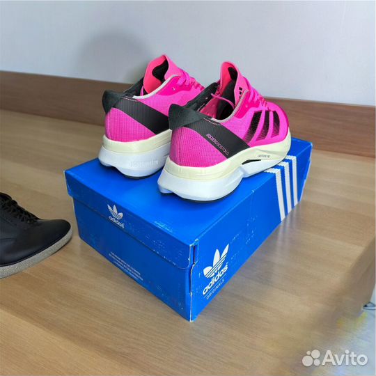 Беговые кроссовки adidas