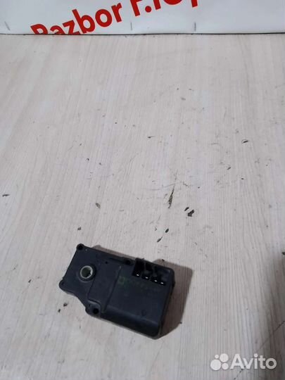 Сервопривод заслонки отопителя Chevrolet Lacetti