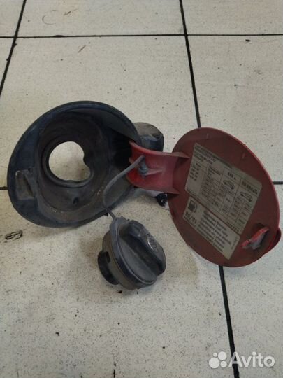 Лючок бензобака Skoda Fabia 1