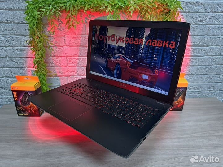 Игровой ноутбук Asus i5/12GB/SSD/700GB