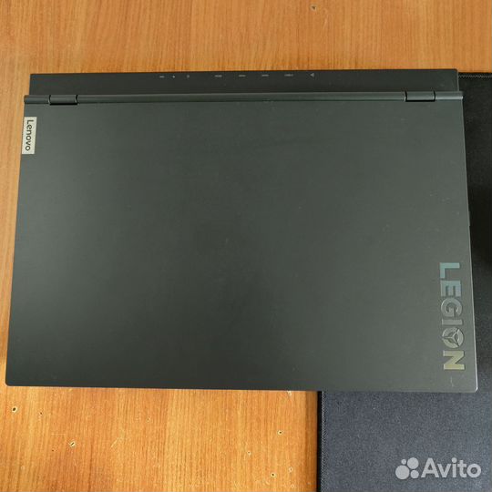 Lenovo legion 5 15imh05