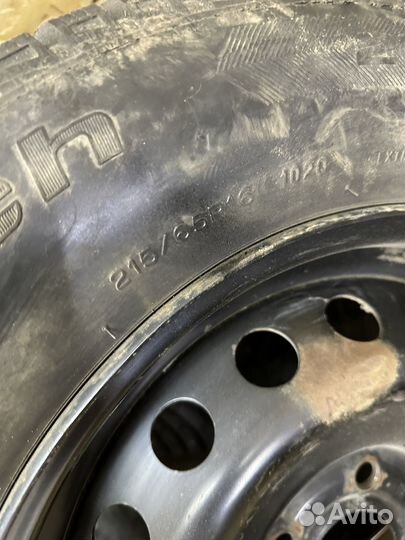 Продам зимние колеса 215/65 R16