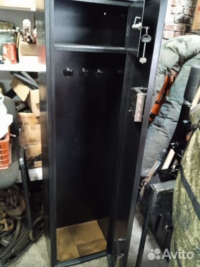 Оружейный сейф 4 ствола