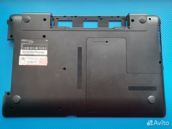 Поддон samsung np300e7a 17.3