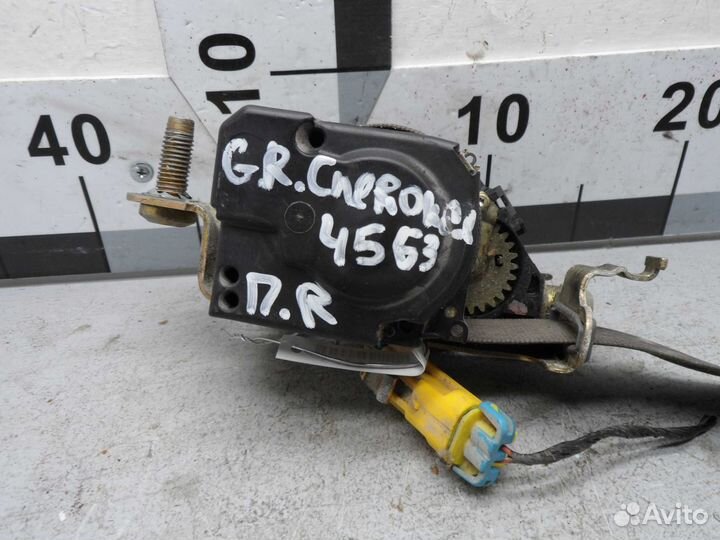 Ремень безопасности Jeep Liberty 1 (KJ)