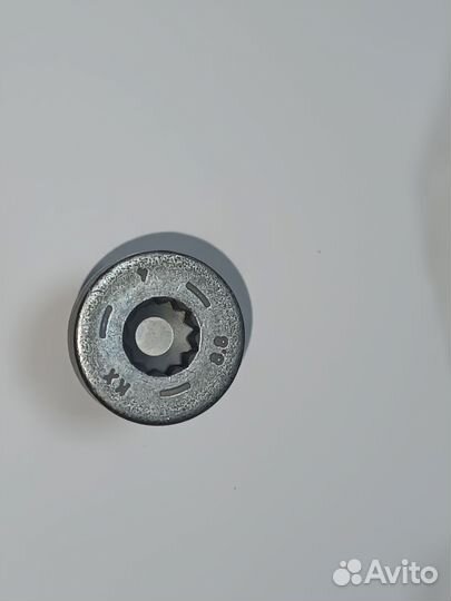 Skoda Yeti / Superb Конусный болт Новый