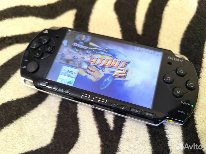 Sony PSP-2008 16Gb Прошитая