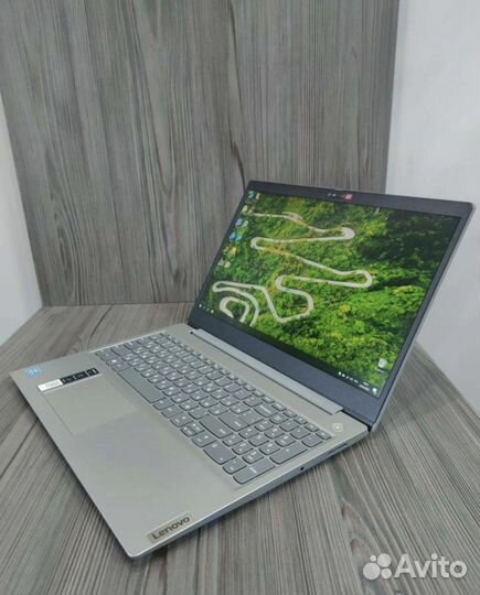 Ноутбук lenovo