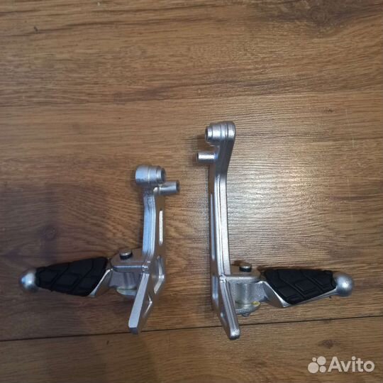 Задние подножки KTM