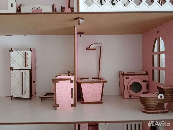 Домик кукольный