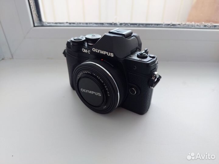 Olympus om-d e-m10 mark iii