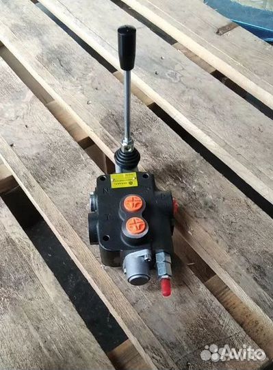 Гидрораспределитель 1Р80 А1