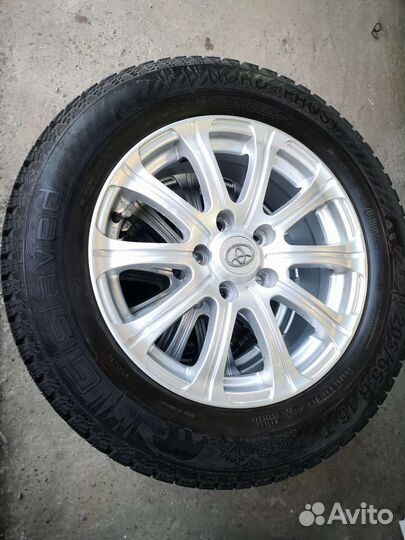 Диски toyota + шиныGislaved nord frost 205 65 r16