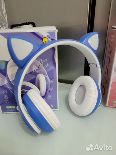 Наушники светящиеся новые
