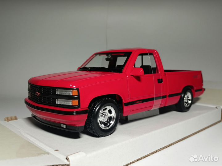 Chevrolet 454 SS Pick-up Red 1993 Maisto 1:24