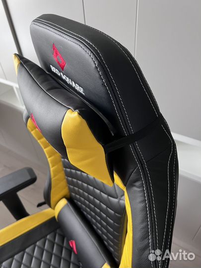 Компьютерное кресло red square