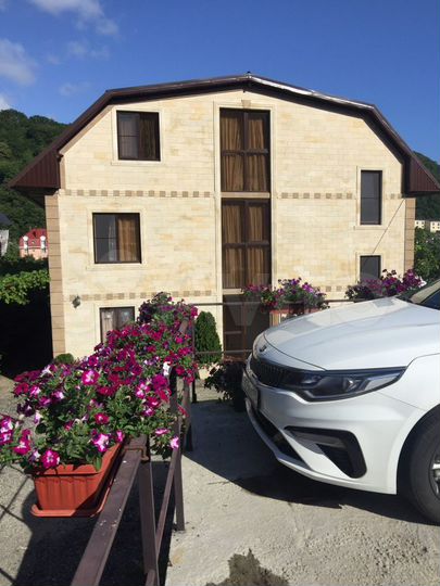 Комната 15 м² в > 9-к., 2/3 эт.