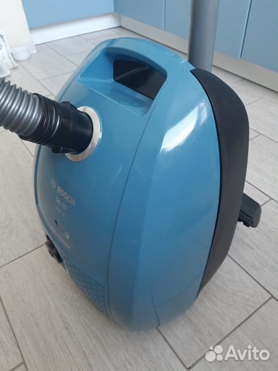 Пылесос Bosch 2000 W