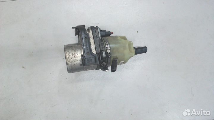 Насос усилителя руля Volvo V50, 2005