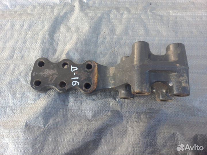 Кронштейн кабины Volvo Fh4 D13K 2015