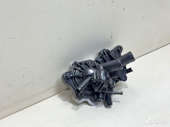 Помпа Volkswagen Polo 5 MPI 2015