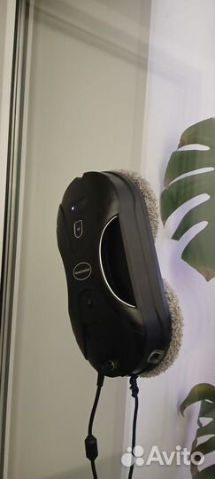 Робот мойщик окон с двойным распылением