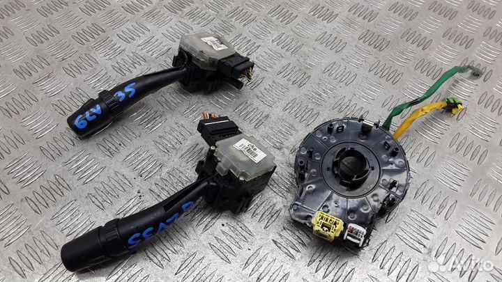 Переключатель поворотов подрулевой Kia Carnival