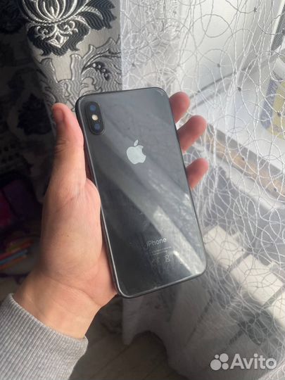 iPhone X, 64 ГБ