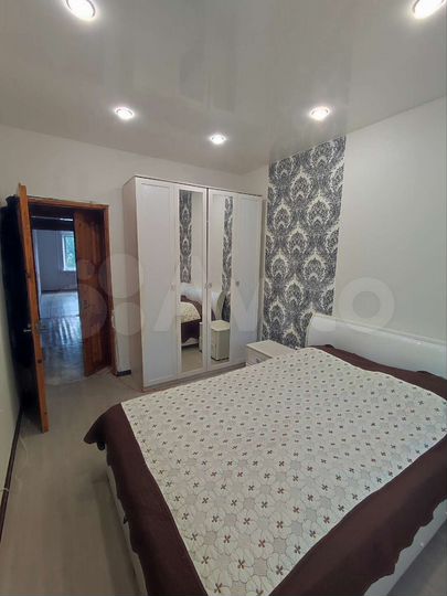 3-к. квартира, 70 м², 1/9 эт.