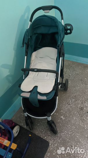 Прогулочная коляска yoya