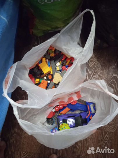 Кубик,игрушки,машинки