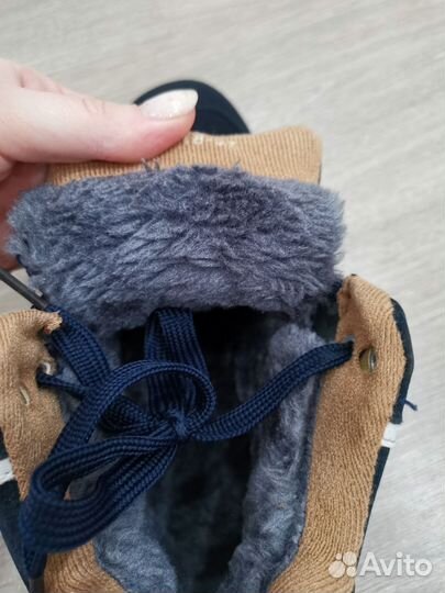 Кроссовки утепленные 36