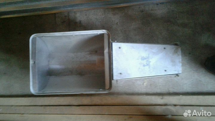 Фонарь уличного освещения новый