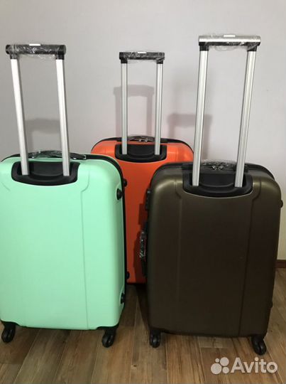 Чемоданы в аренду