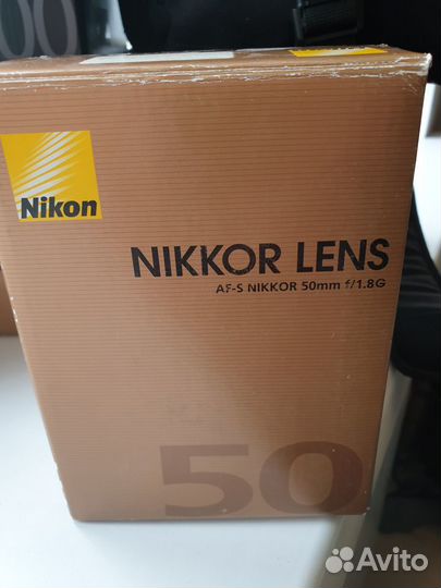 Зеркальная камера Nikon D610 в комплекте