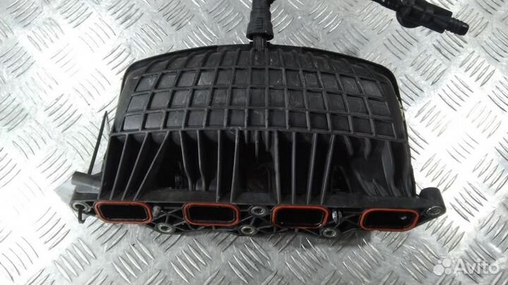 Коллектор впускной для Volkswagen Golf 6