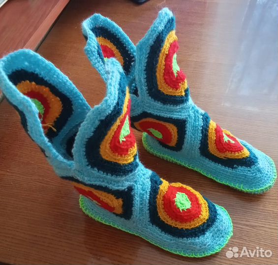 Вязаные тапочки и носочки