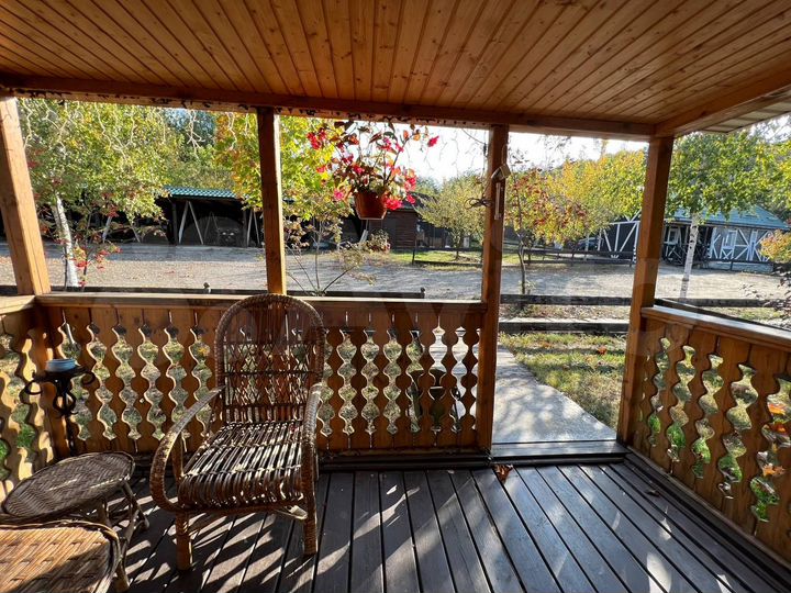 Дом 30 м² на участке 1,8 га