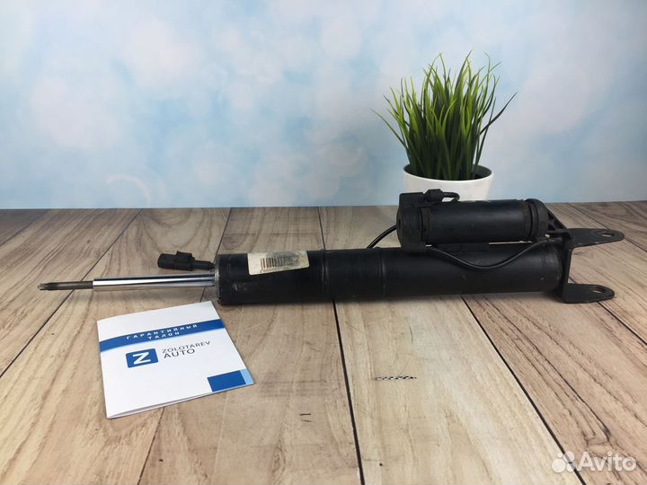 Амортизатор передний Mercedes E W211