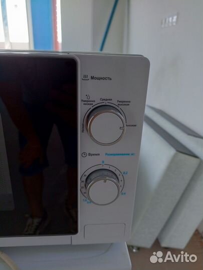 Микроволновая печь Midea бу