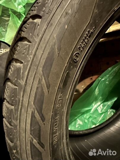 Nokian Tyres Hakkapeliitta R2 225/50 R18