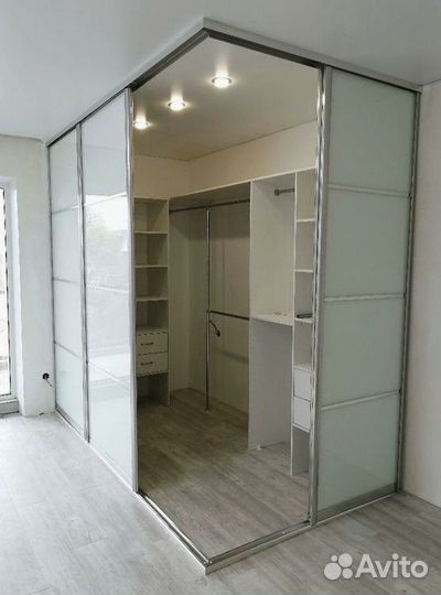 Гардероб / Мебель на заказ в Санкт-Петербурге